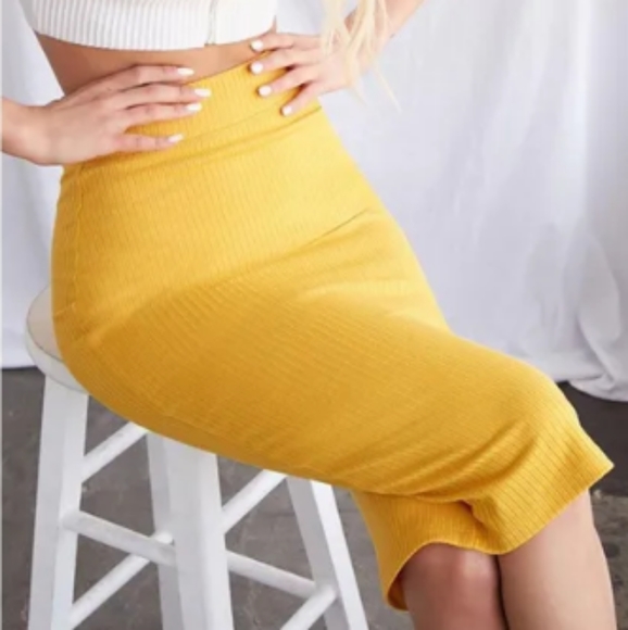 NWT Forever 21 Ribbed Midi Skirt - Picture 1 of 8